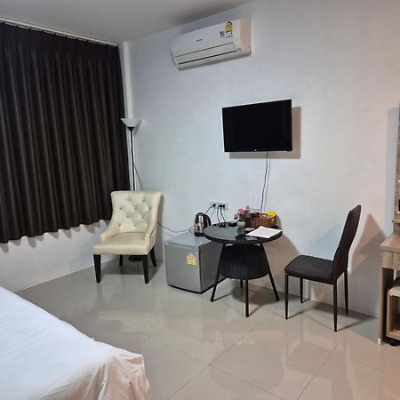 Hotel Dorothys Pattaya Zewnętrze zdjęcie